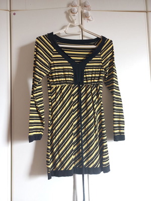Mini dress yellow striped chic like new, size S or XS