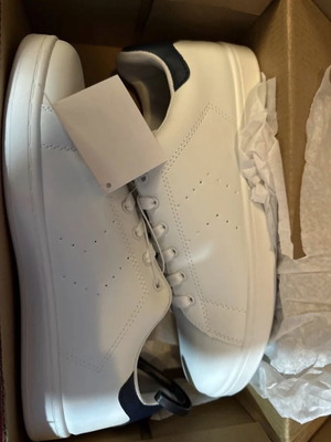 Extreme sneakers new, white with blue details, size 42