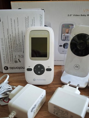 Motorola VM481 Video Baby Monitor new with 2-inch color display