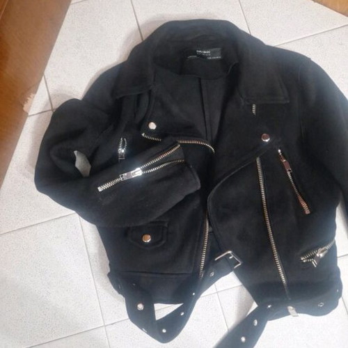 Zara suede jacket like new, size medium/small, black