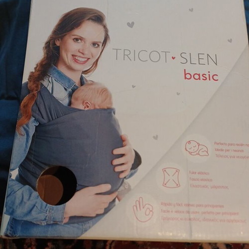 Wrap baby carrier like new, very light and cool for summer