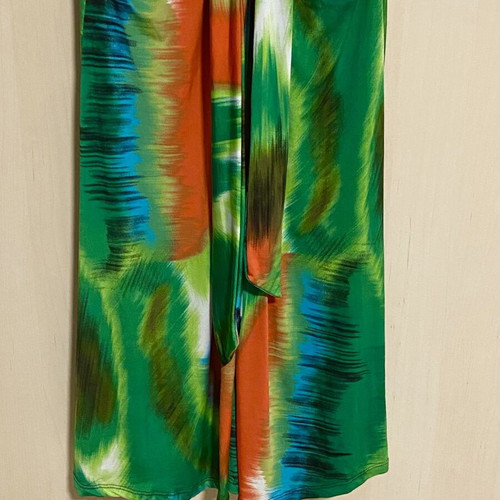 Mademoiselle midi dress new, colorful with soft elastic fabric