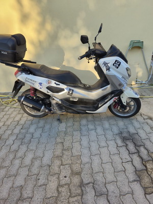 Yamaha NMax 125 scooter 2015