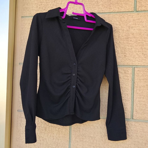 Pink Woman black shirt size L
