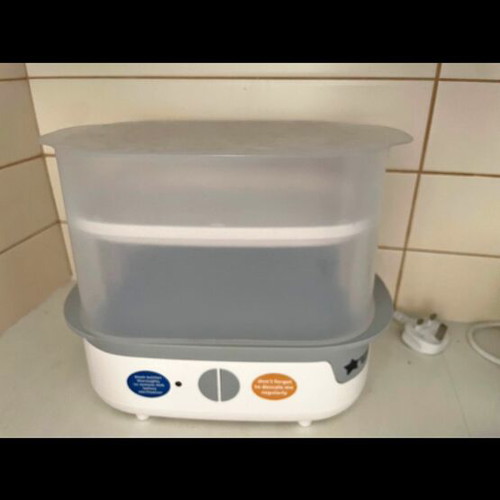 Tommee Tippee Sterilizer like new