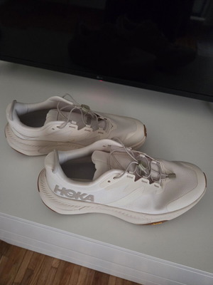Hoka One One Transport αθλητικά σαν καινούργια, μπεζ, μέγεθος 39