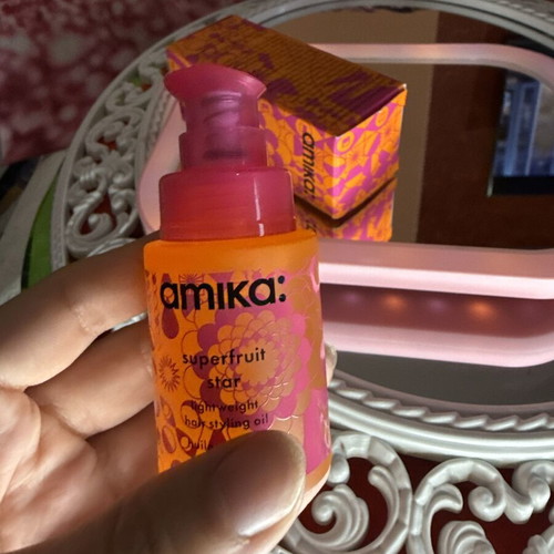 Amika! Superfruit Star ελαφρύ λάδι styling για τα μαλλιά