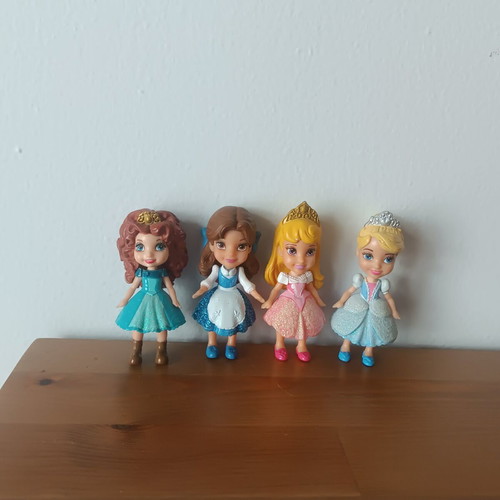 Disney small princess figures used