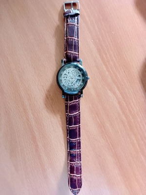 SHSD Quartz transparent watch like new, functional