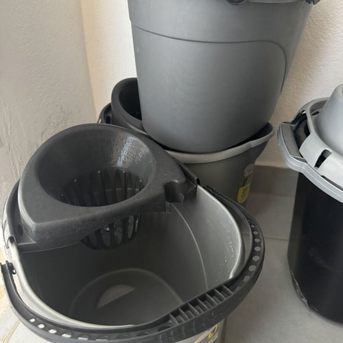 Mop bucket