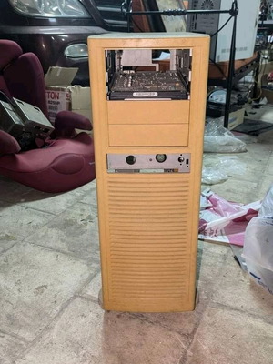 Microway AT full tower used without dual slot2 Xeon motherboard
