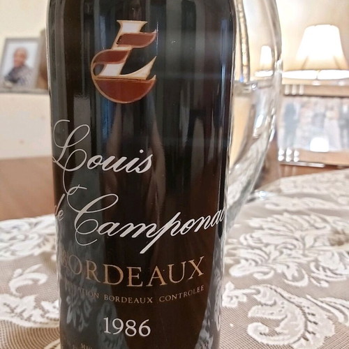 Collectible French wine Bordeaux Louis De Camponac 1986 new