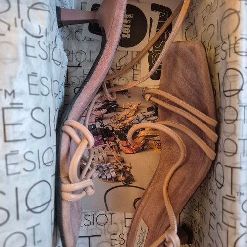 Esiot sandals 37 nude like new