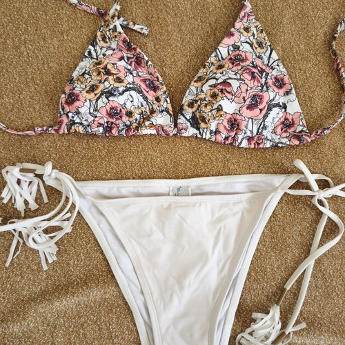 Bluepoint bikini used, size Medium, white