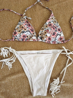 Bluepoint bikini used, size Medium, white