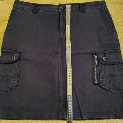 Columbia women's skirt size 38 UK 10 like new, black