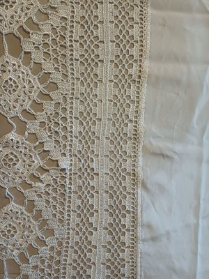 Silk Soufli table linens, 3 pieces