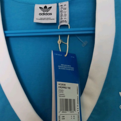 Adidas Originals cropped tee new, size Medium, blue
