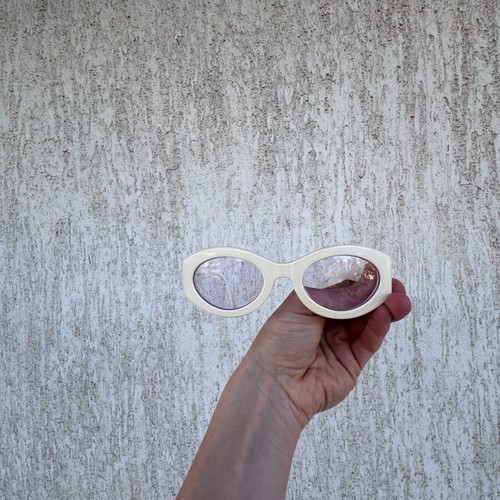 Valentino vintage sunglasses used, beige frame with lilac lenses