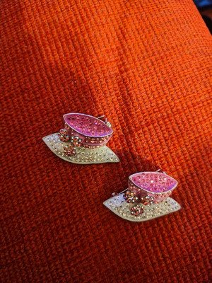 Hat Pins like new