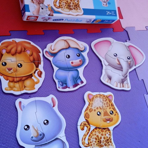 Puzzle used for small hands with thick pieces and cute animals 24+ months