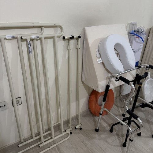 Medical equipment used, full set