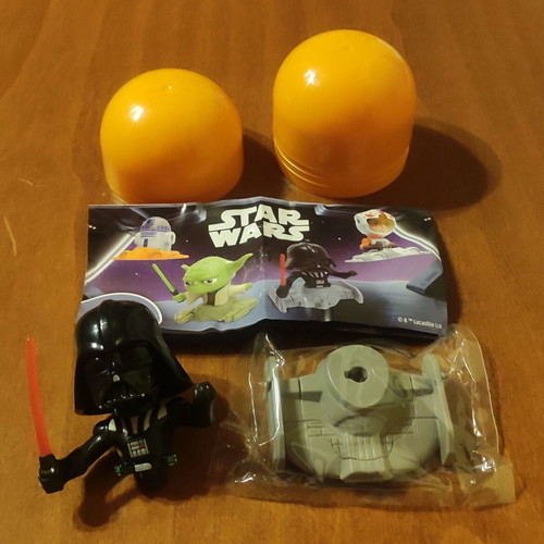 Kinder Star Wars Darth Vader figure, new