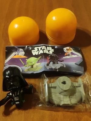Kinder Star Wars Darth Vader figure, new