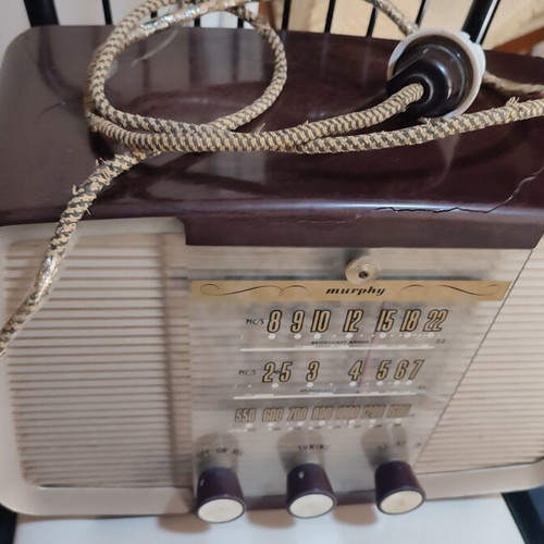Murphy Radio Type TU222 vintage tube radio (1952-1953)