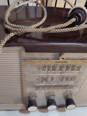 Murphy Radio Type TU222 vintage tube radio (1952-1953)