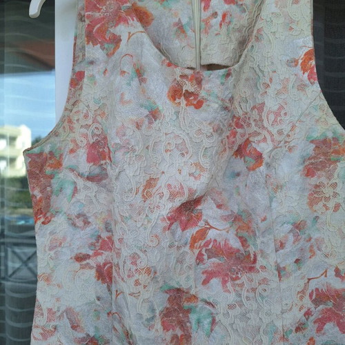 Avocado white floral brocade dress used, size XL