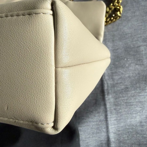 Roberto Cavalli beige shoulder bag like new with chain