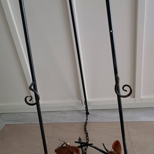 Italian stand for paintings new, iron with butterfly decoration
