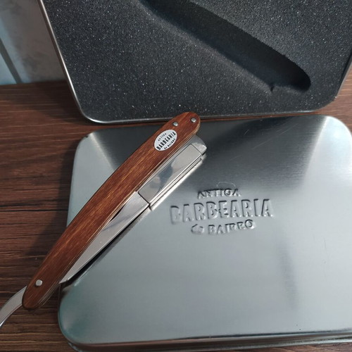 Antiga Barbearia de Bairro Shavette razor like new, wooden handle