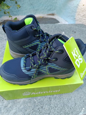 Admiral kids hiking boot size 36 new