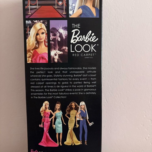The Barbie Look Red Carpet Black Label 2013 like new