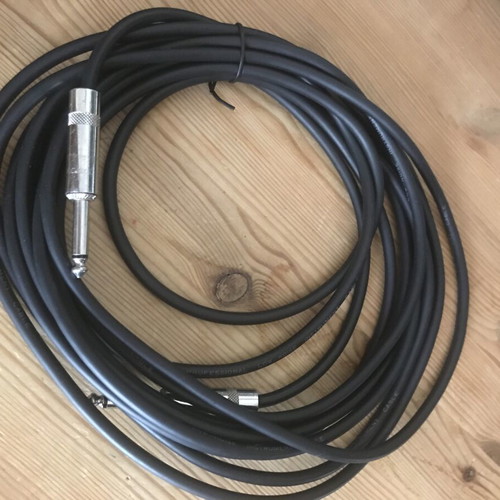 Jack mono cables small and large like new, set of 6