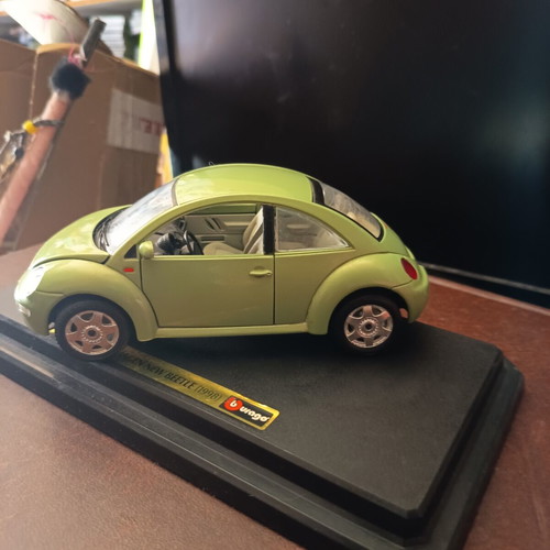 Volkswagen Beetle metal toy car 1998 like new by Burago