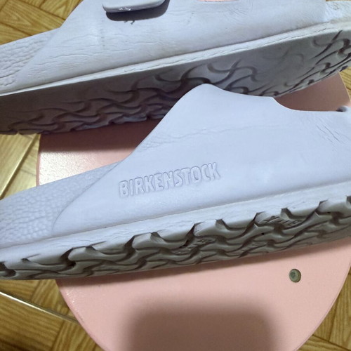 Birkenstock slippers size 38 lilac, like new