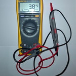 Fluke 175 digital multimeter like new