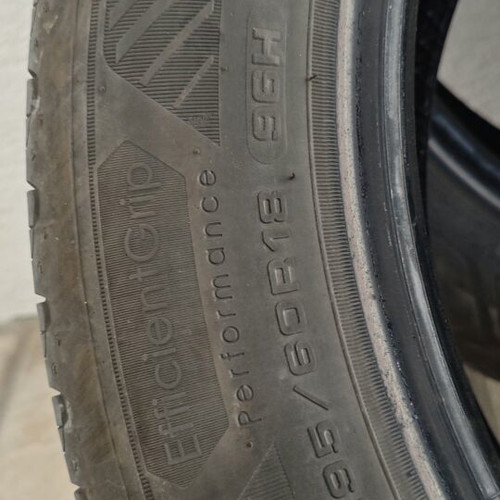 Goodyear Efficient Grip Performance 195/60/R18 H XL tires like new