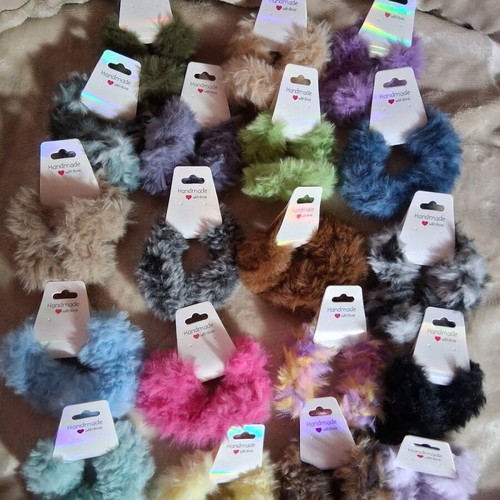 Scrunchie γούνινα καινούργια, μαλακά στο άγγιγμα