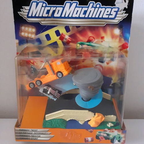 Micro Machines (Hasbro) 2001 card new