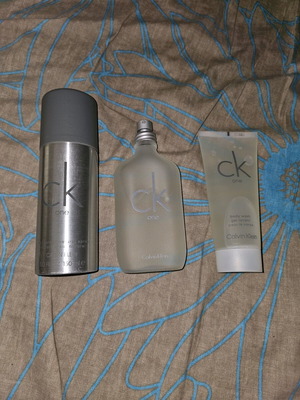 CK One set with cologne, deodorant and body wash like new