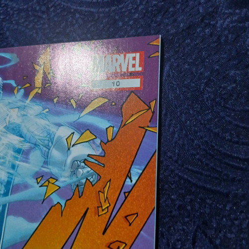 Uncanny X-men #10 like new with signature Marvel Comics