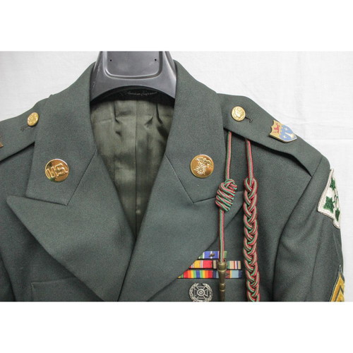 1970 U.S Army Sergeant Uniform like new