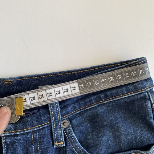 Levi's women's jeans like new, size S 36 8, blue