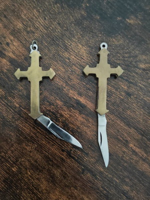 Copper cross keychains with sharp knives, like new, set of 2