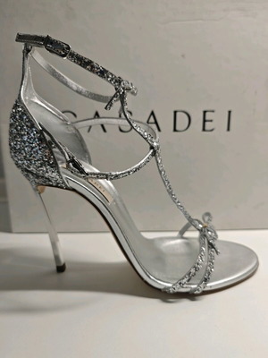 Casadei сребърни сандали нови, номер 38.5