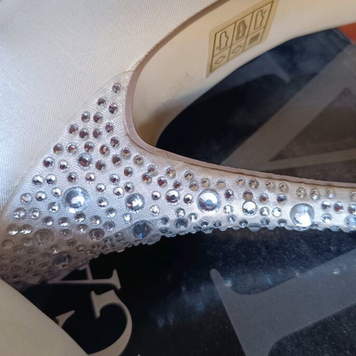 Migato bridal pumps size 38 like new